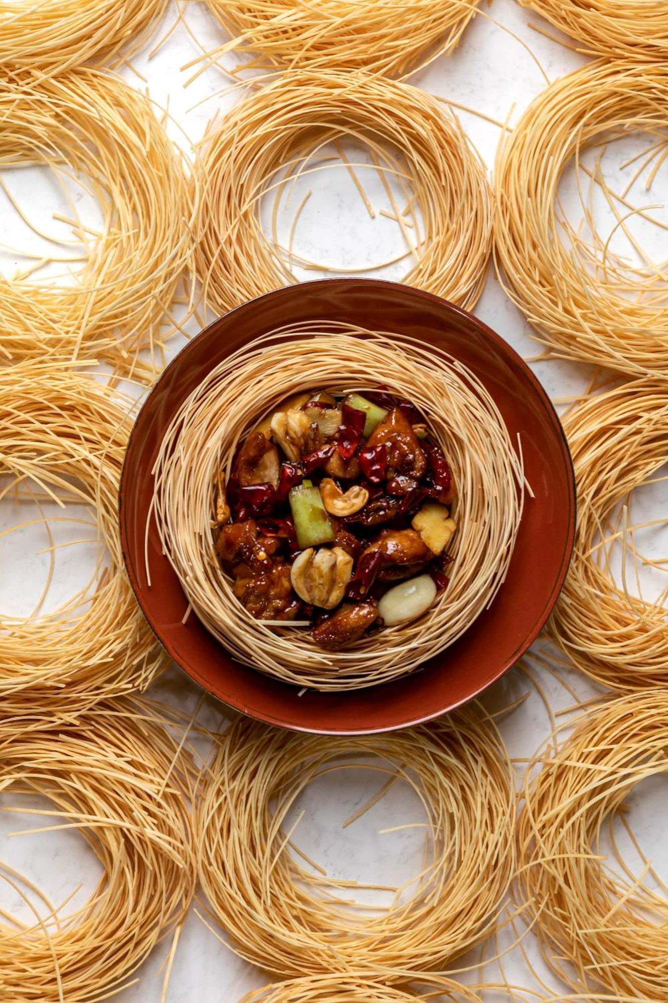 City Of Dreams Mediterranean - Integrated Resort, Casino & Entertainment Limassol Luaran gambar A bowl of dry bee hoon