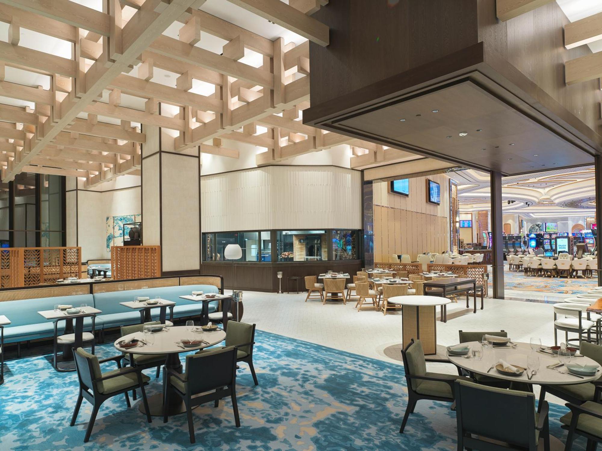 City Of Dreams Mediterranean - Integrated Resort, Casino & Entertainment Limassol Luaran gambar The interior of the dining room at the MGM Resorts in National Harbor, Maryland