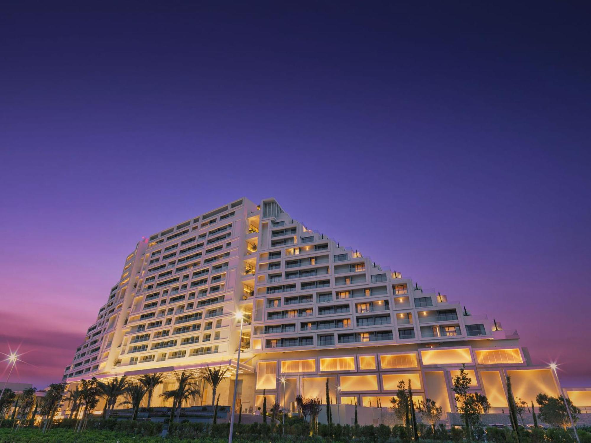 City Of Dreams Mediterranean - Integrated Resort, Casino & Entertainment Limassol Luaran gambar The Royal