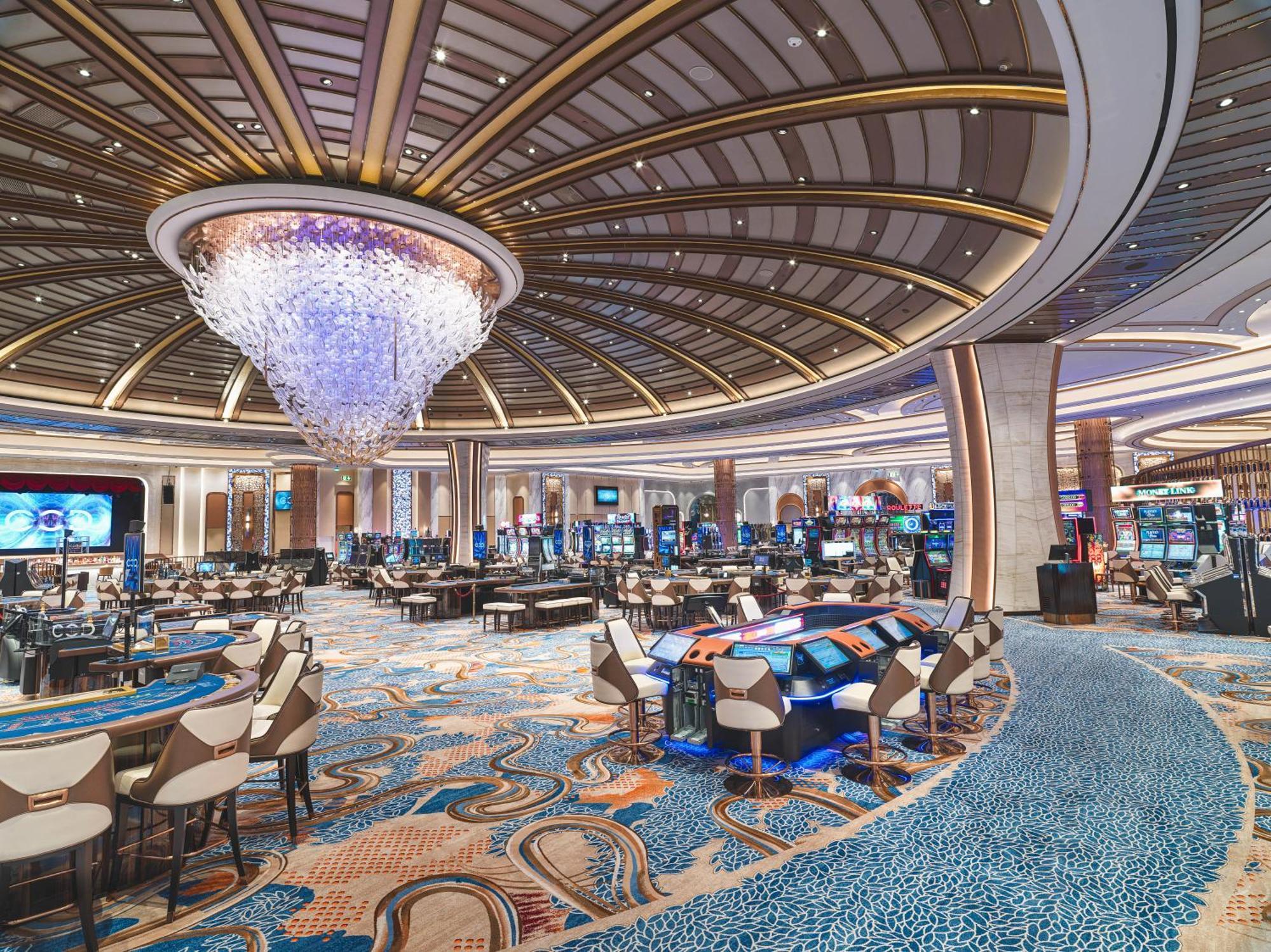 City Of Dreams Mediterranean - Integrated Resort, Casino & Entertainment Limassol Luaran gambar The casino floor at Wynn Las Vegas